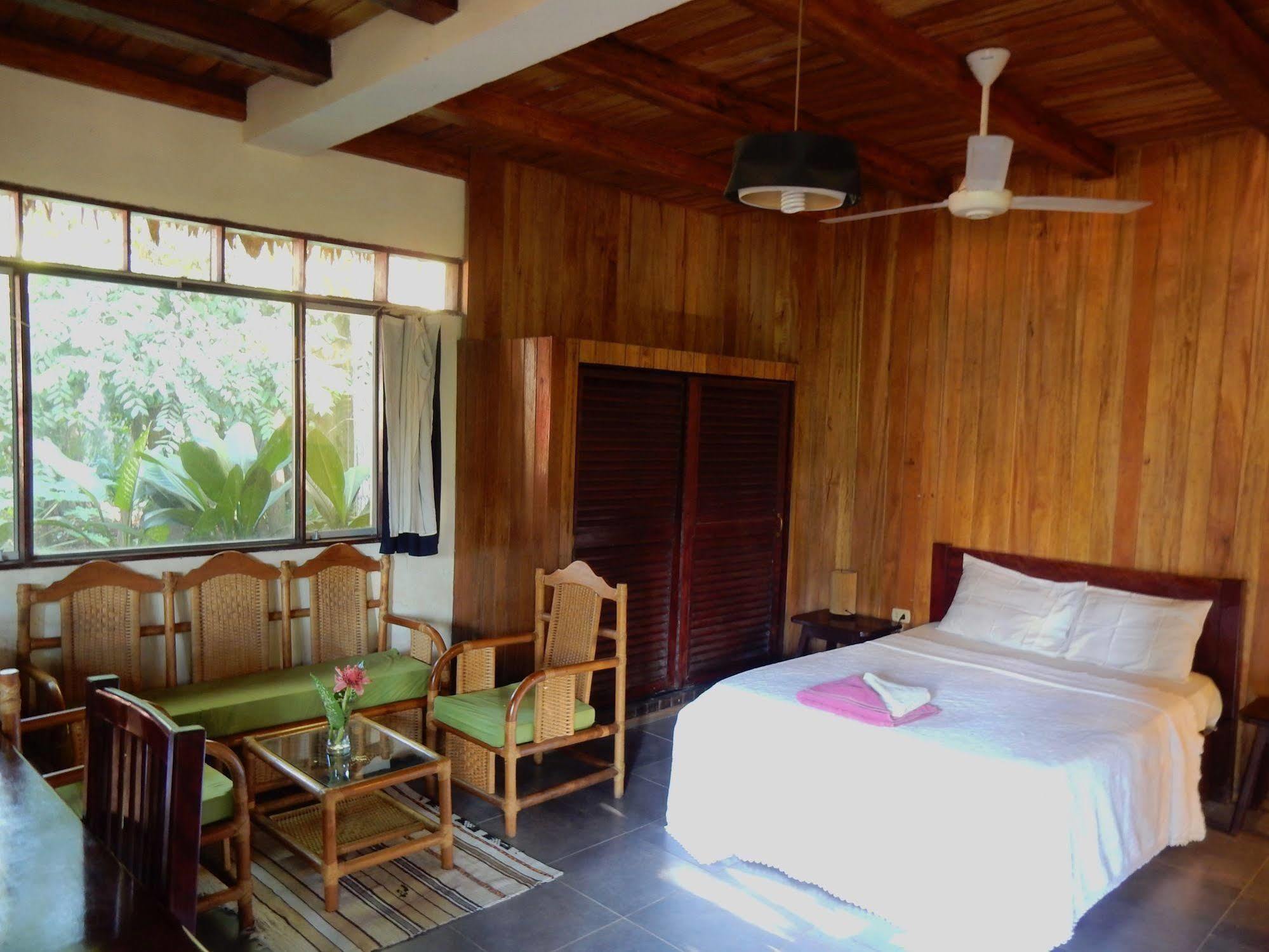 La Casa Fitzcarraldo Hotel Iquitos Luaran gambar