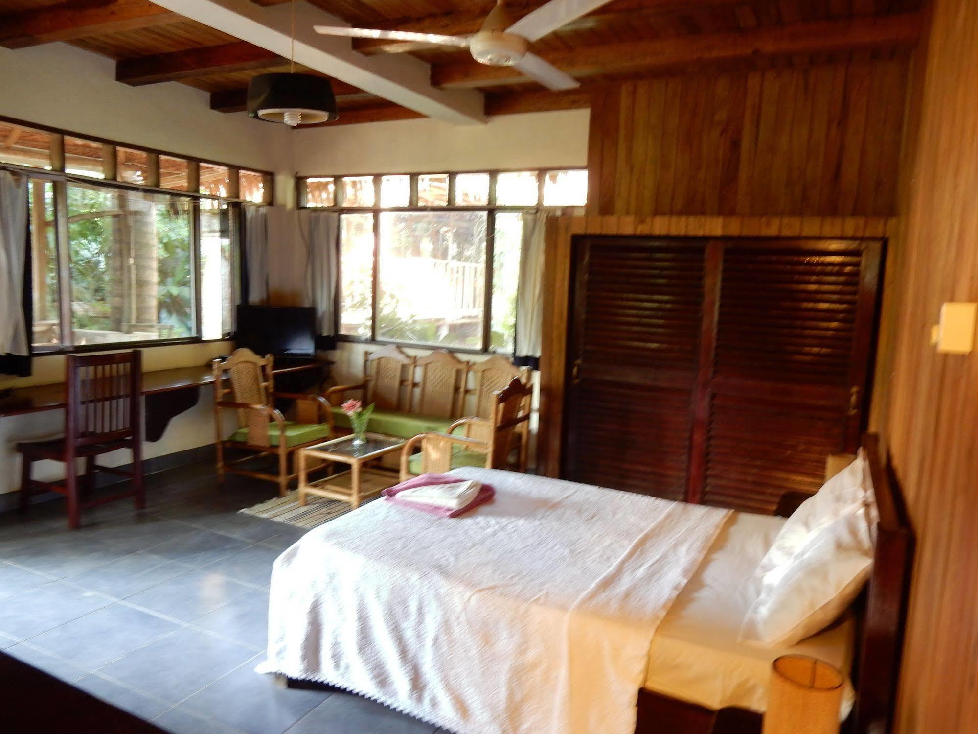La Casa Fitzcarraldo Hotel Iquitos Luaran gambar