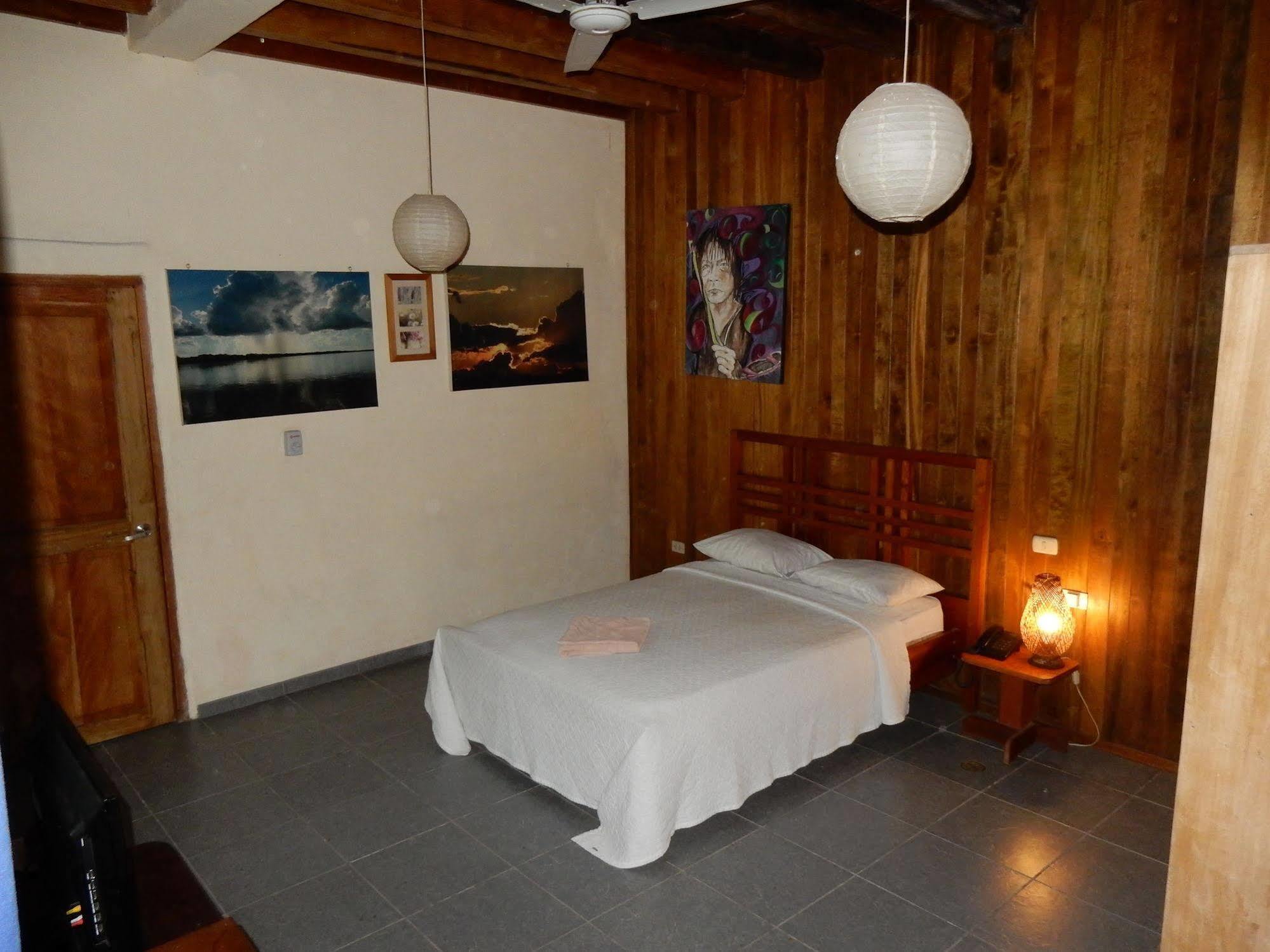 La Casa Fitzcarraldo Hotel Iquitos Luaran gambar